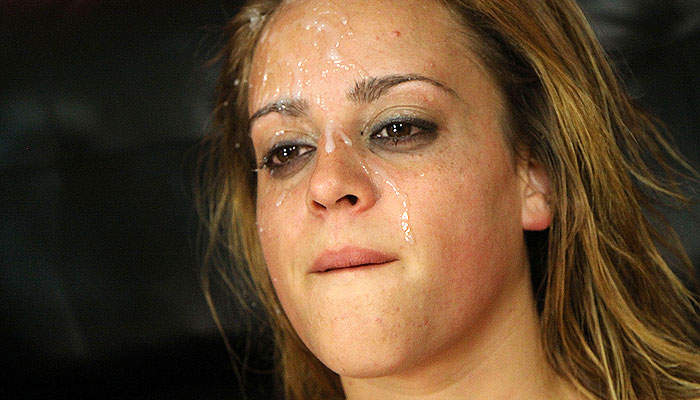 Amya Sweet takes on huge cocks on LatinaThroats.com